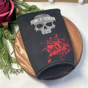 Howl-O-Scream Skull Beer Can Koozie Neoprene Drink Holder Halloween
